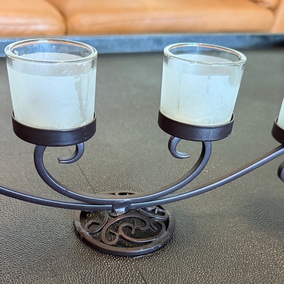 Elegant Brown Metal Candle Holder for four votive candles - Picture 3 of 8